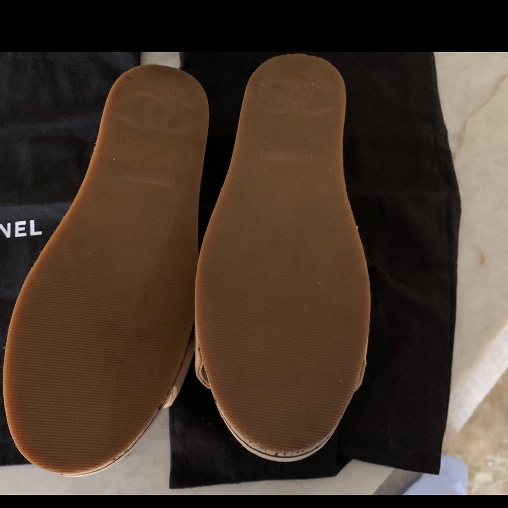Chanel Suede Cork Mule Sandal Beige - Picture 9 of 13